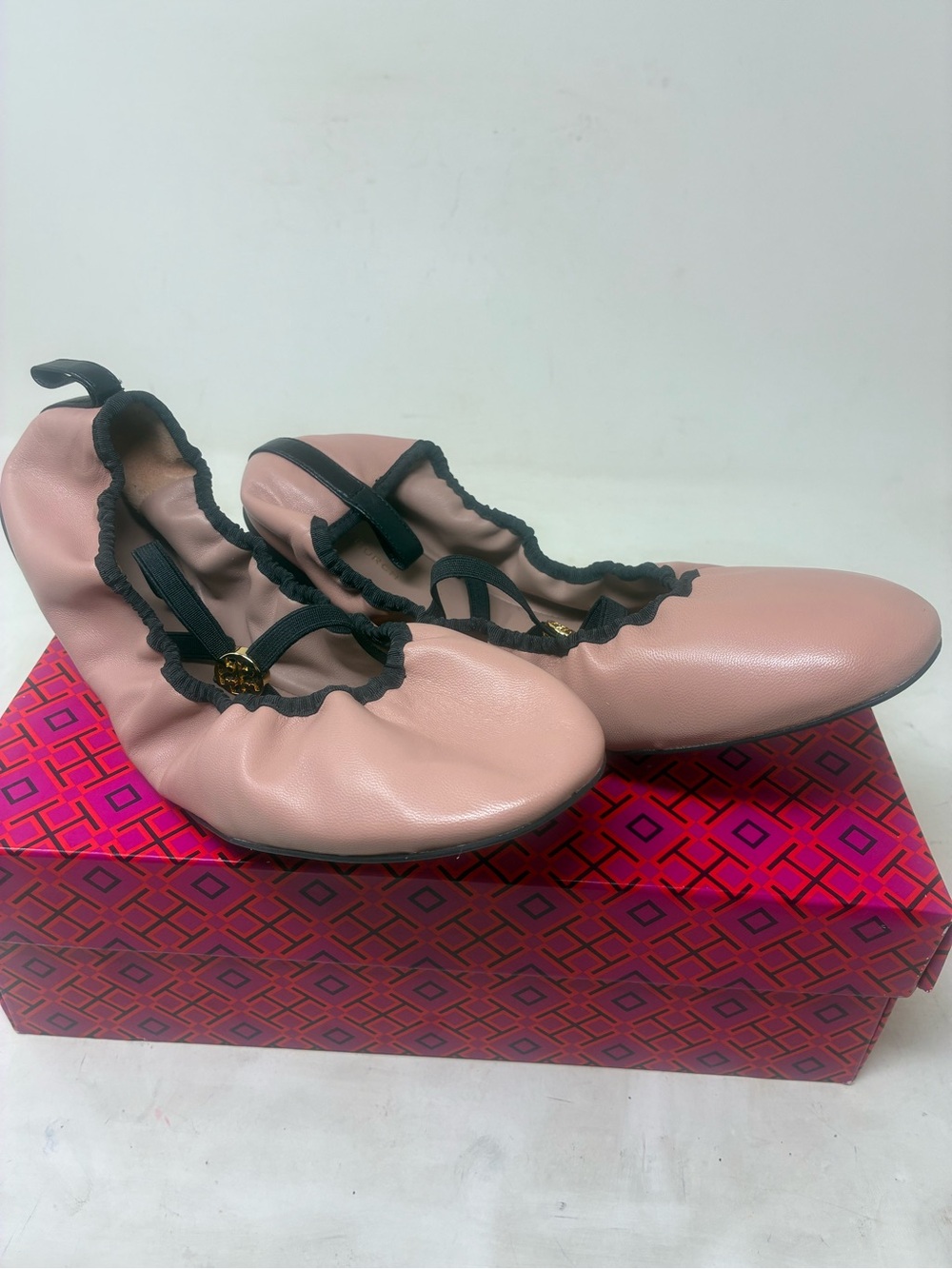 Tory Burch Soft Scrunch Ballet Sheep Plume, Meadowsweet, Size 11